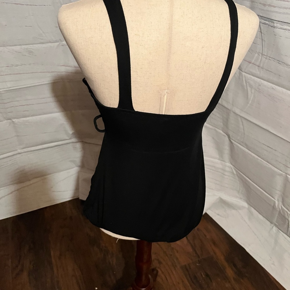 Black top v neck - Picture 3 of 5